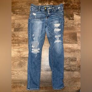 American eagle distressed skinny jeans Super stretch x
